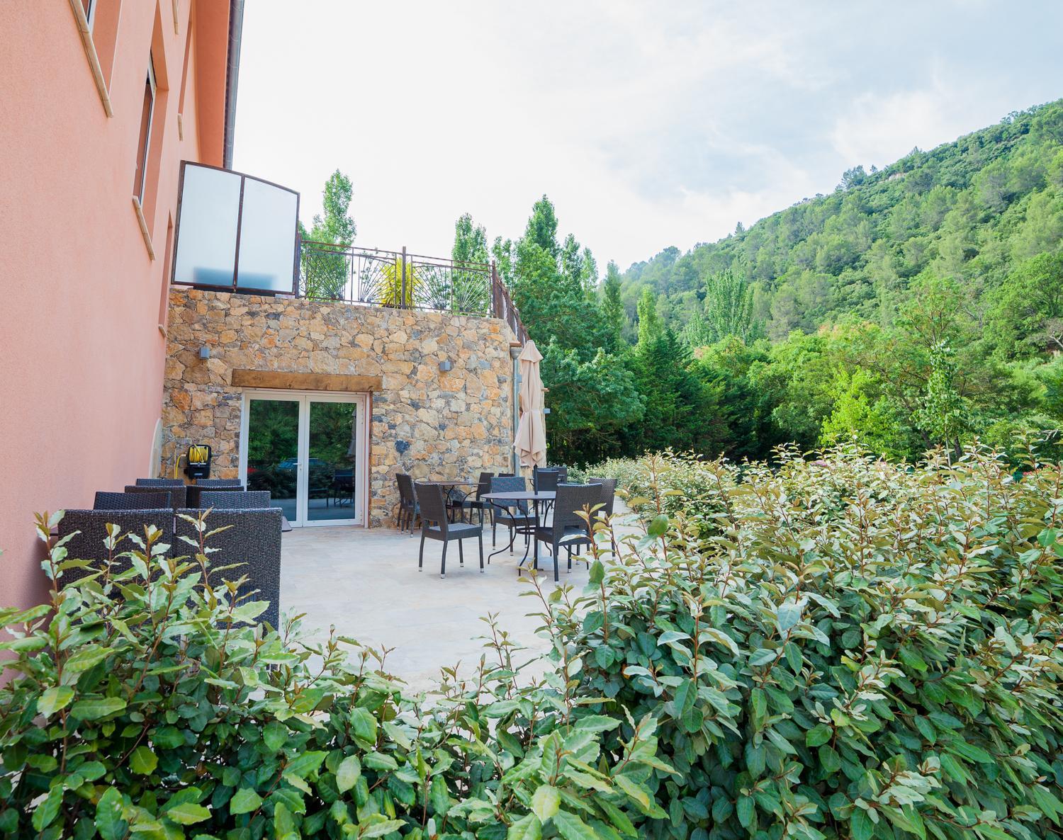 The Originals City, Hotel Les Bastides Du Gapeau Sollies-Toucas Exterior photo